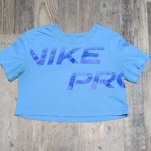 Nike Women's s Light Blue Cropped Tee